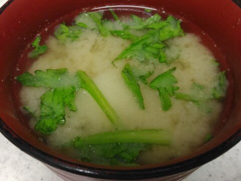 長芋と菊菜の味噌汁
